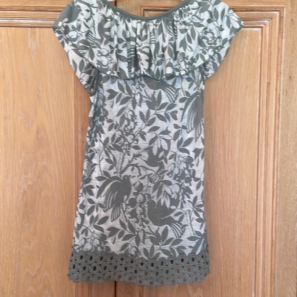 Top - Picture 4 of 4